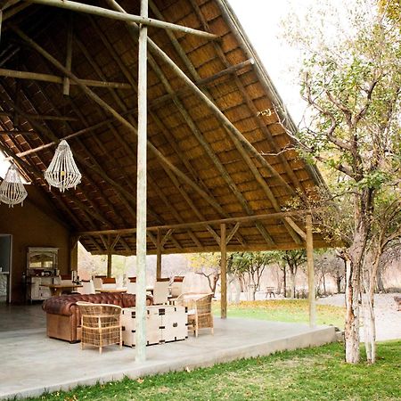 Toshari Lodge Окаукуэджо Экстерьер фото